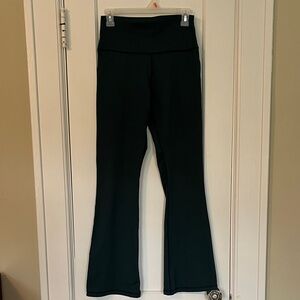 Aerie Dark Forest Green Flare Leggings “The Hugger” size L